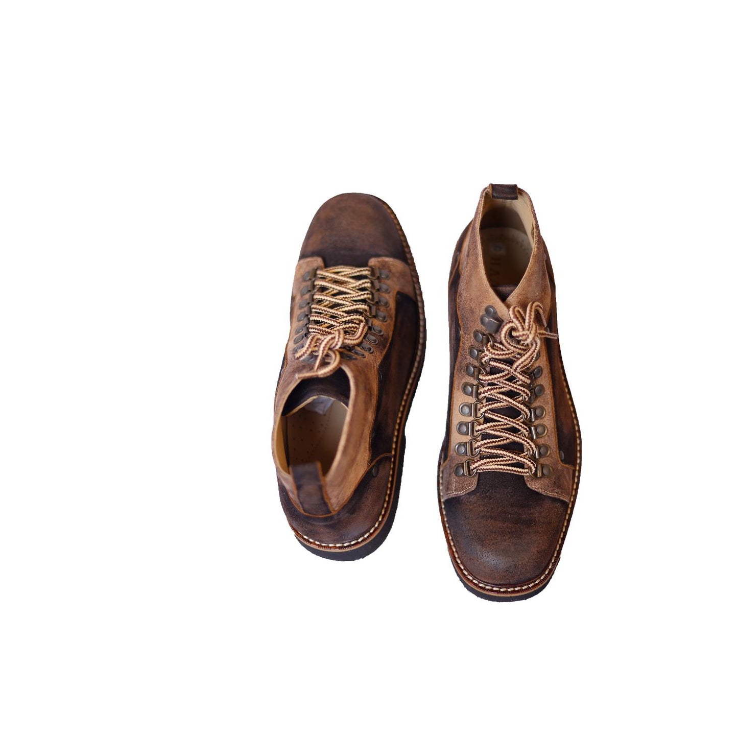 Boot in Leather with Classic Brown Finish